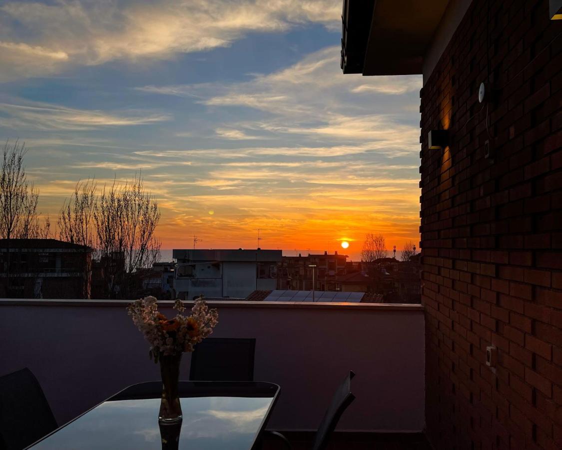 Kesya Seaview Apartment - Attico - 50Mt Dal Mare Anzio Exteriör bild