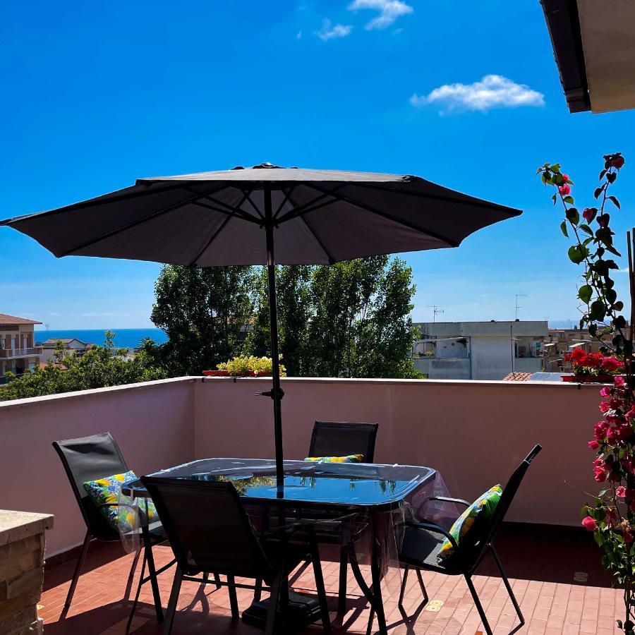 Kesya Seaview Apartment - Attico - 50Mt Dal Mare Anzio Exteriör bild