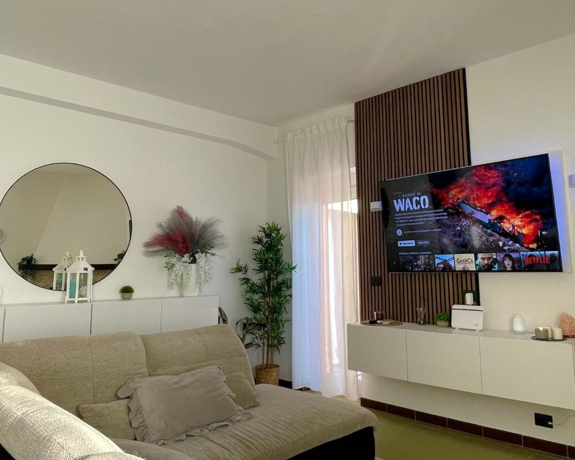 Kesya Seaview Apartment - Attico - 50Mt Dal Mare Anzio Exteriör bild